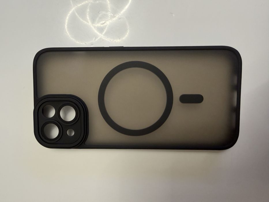 Кейс за Iphone 13