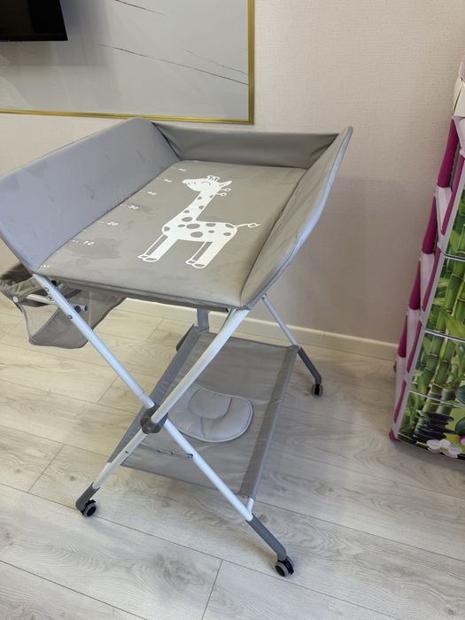 Пеленальный столик