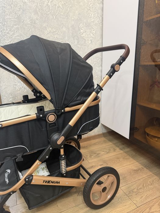 Детская коляска в идеальном состоянии