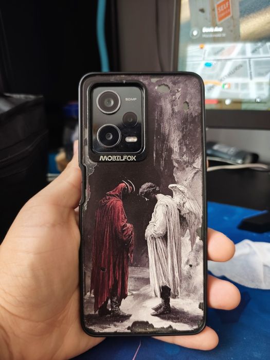 Vând telefon Xiaomi 12 pro 5g telefonul vine cu husa mobilfox