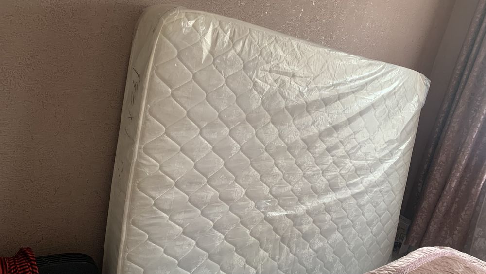 Почти новый матрас