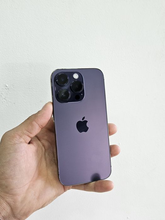 Iphone 14 pro.     .