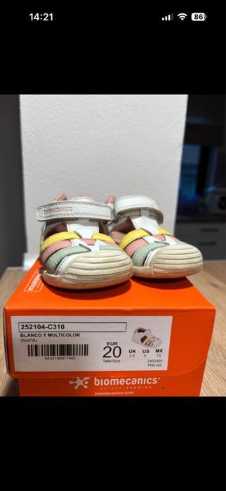 Sandale Biomecanics nr 20