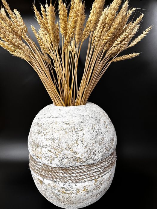 Продам дизайнерскую вазу