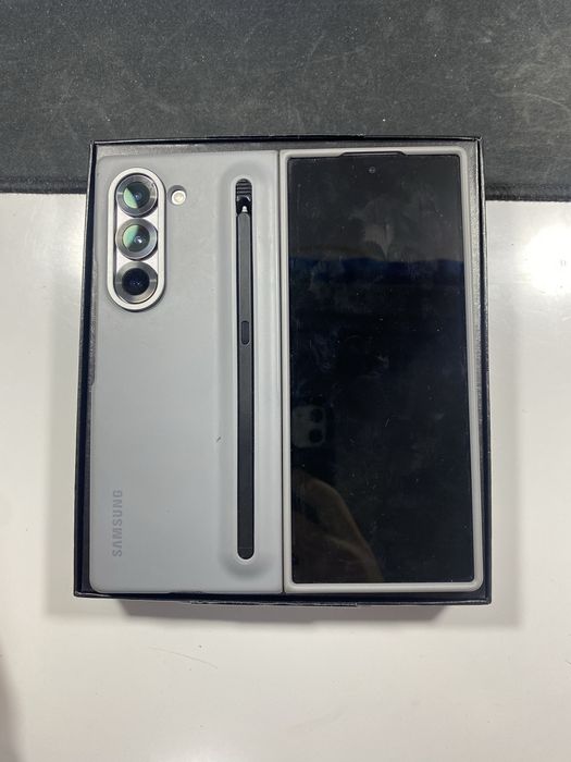 Samsung galaxy Z-Fold 6