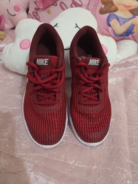 Nike маратонки 36 номер