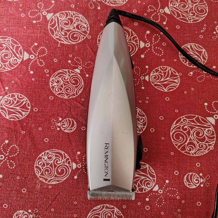 Mașina de tuns Remington