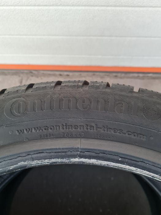 Зимни гуми 2 броя CONTINENTAL WinterContact TS830P 235 45 R19 дот 0415