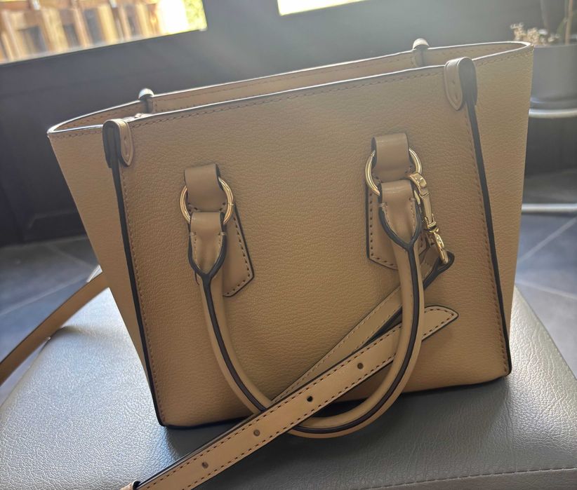 Дамска чанта Michael Kors