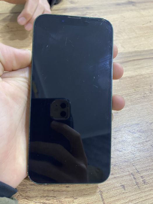 IPhone13  80 акб