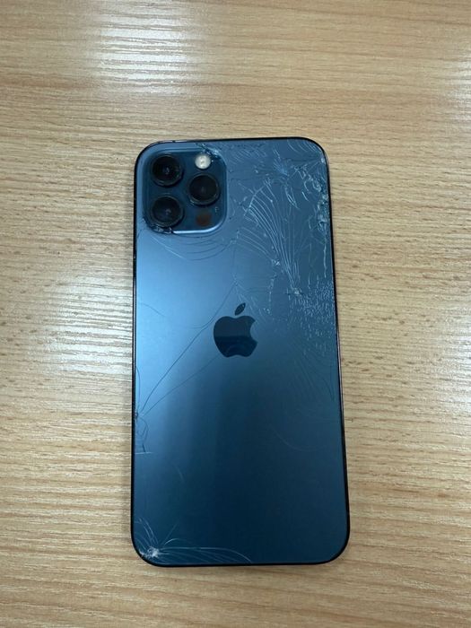 Айфон 12про сатылады