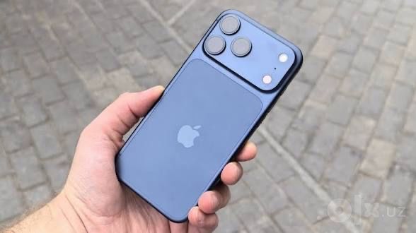 Продам свой iPhone 17 PRO MAX в идеальном состоянии