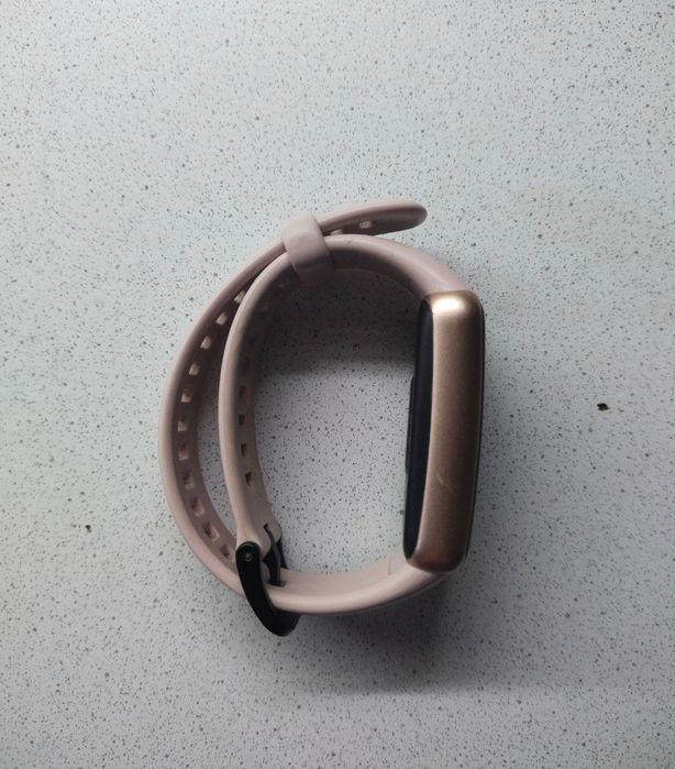 фитнес-часы  huawei  band  6