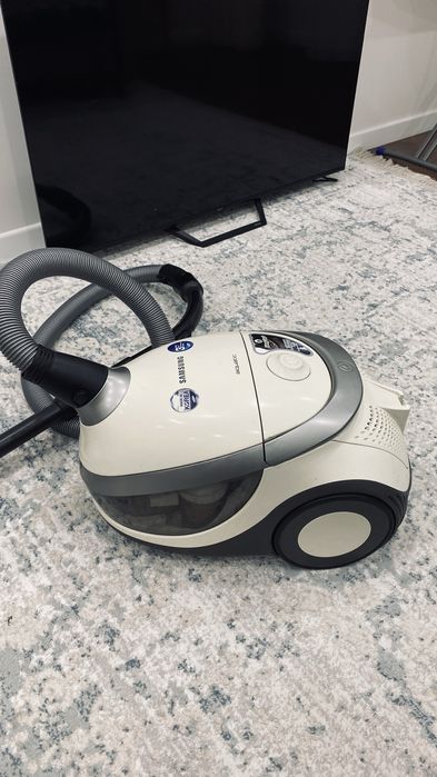 Пылесос мощный в отличном состоянии