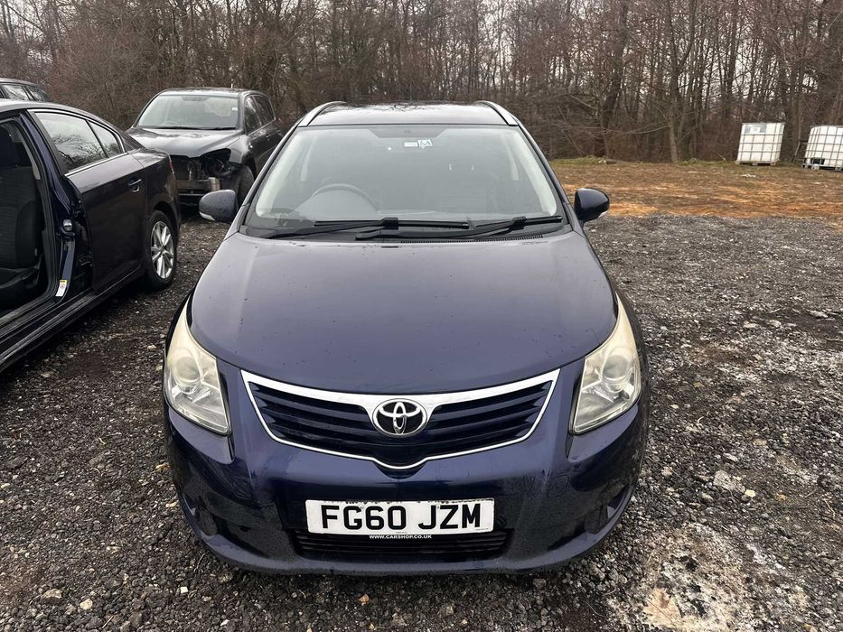 Toyota Avensis D-4D 126 к.с., 2010 г., комби, ръчна скоростна кутия