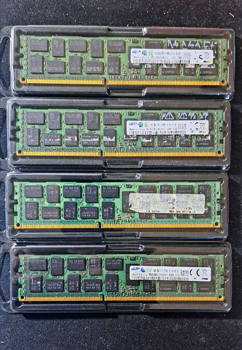 ОЗУ память DDR 3 4 гб