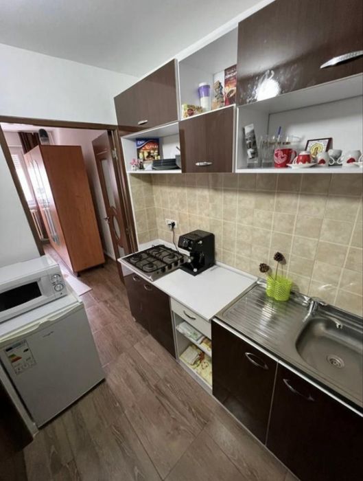 Inchiriez garsoniera
