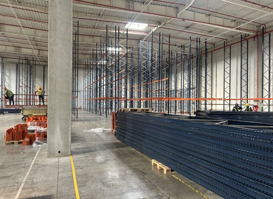 Rafturi metalice industriale reglabile