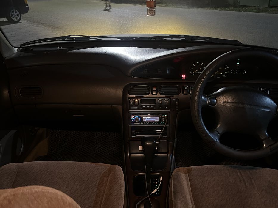 Продам  Mazda Capella