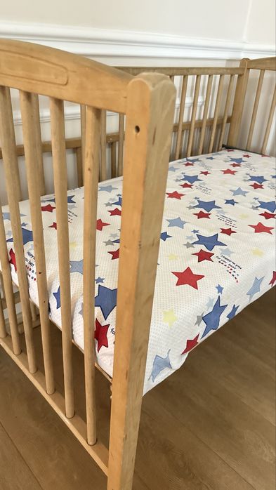 Детский манеж в хорошем состоянии