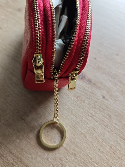 Мини портмонета с три отделения от естествена кожа