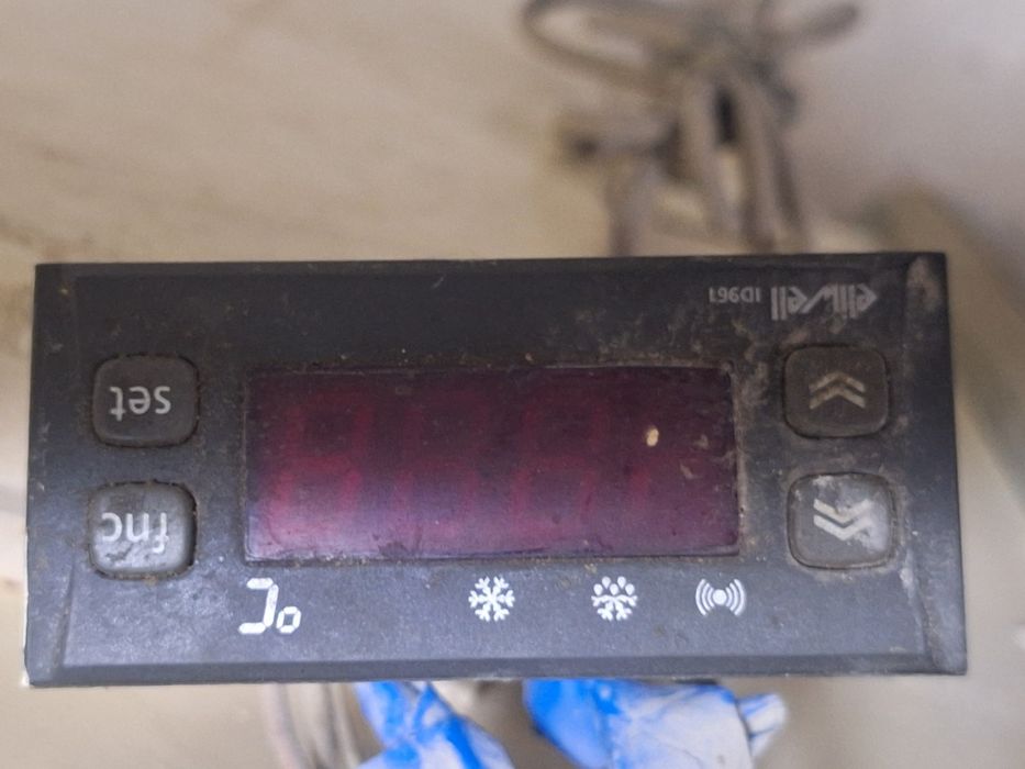 Витрина на запчасти