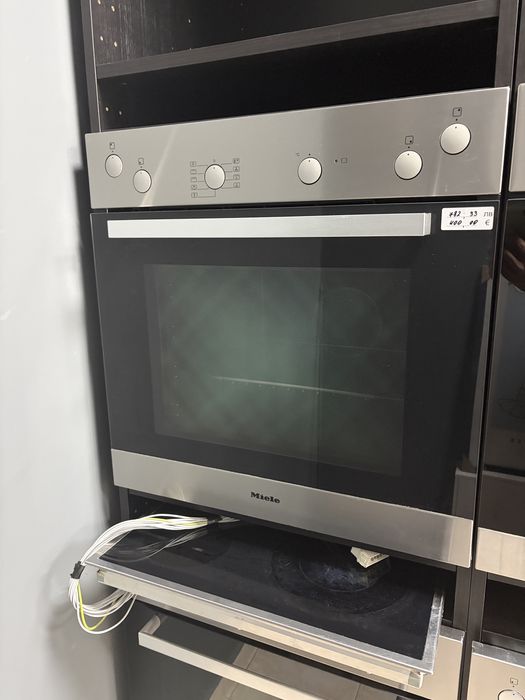 Miele H 4404 E фурна за вграждане с керамичен плот/24 мес гаранция