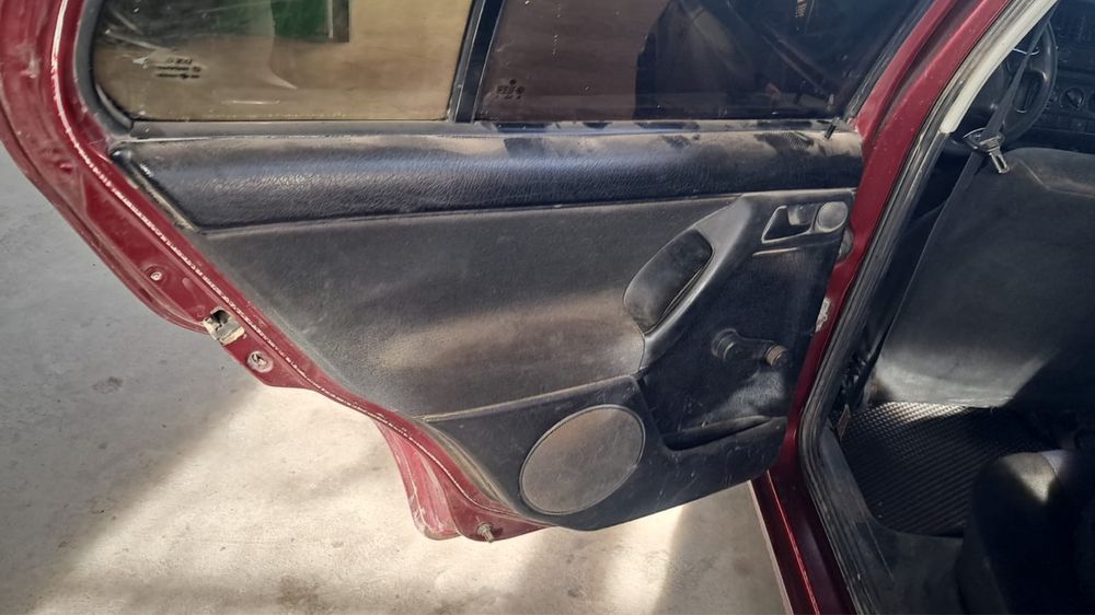 Дверные карты гольф 3