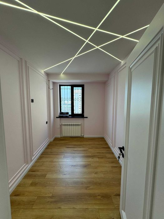 СРОЧНО Продам 4 комн кв-ра ул.Коратош Напротив ТРЦ Самарканд Дарвоза!!