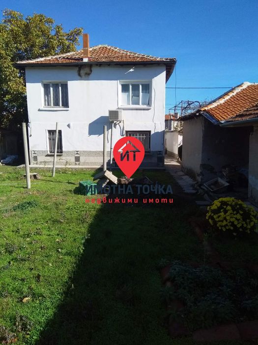 Продажба Къща гр. Садово - с. Болярци 1439m²