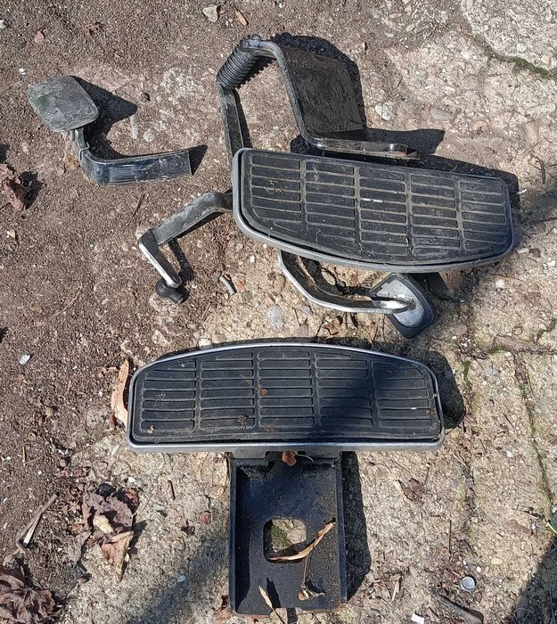 Мотоциклет степенки лопати