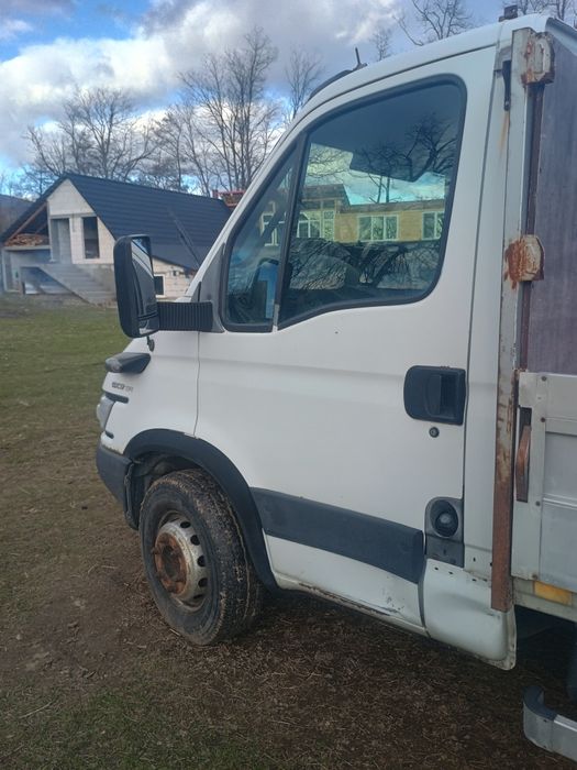 Vând  IVECO  Daily