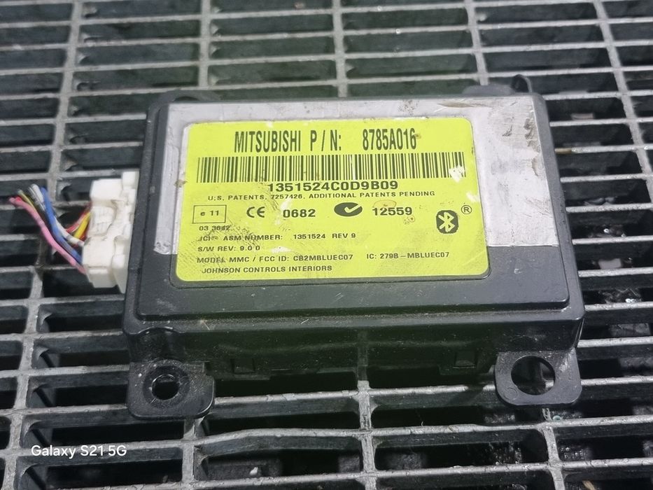 Mitsubishi Outlander фейслифт 2009 - 2012 модул (1369) 8