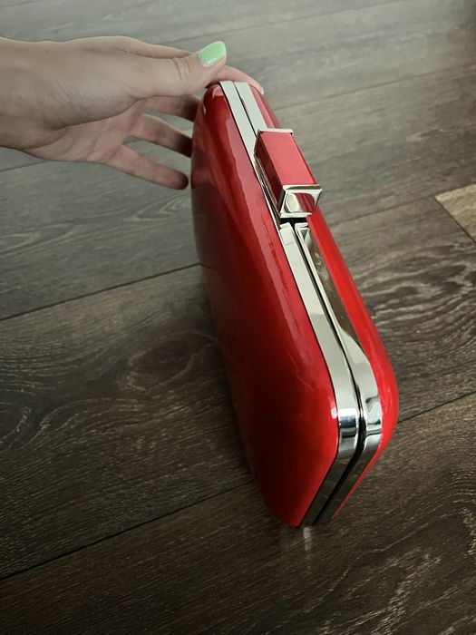 Малка дамска чанта