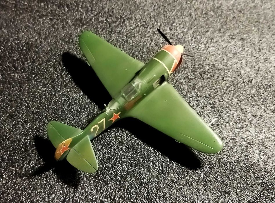 сборная модель самолёта Airacobra 1/72 макет в клуб