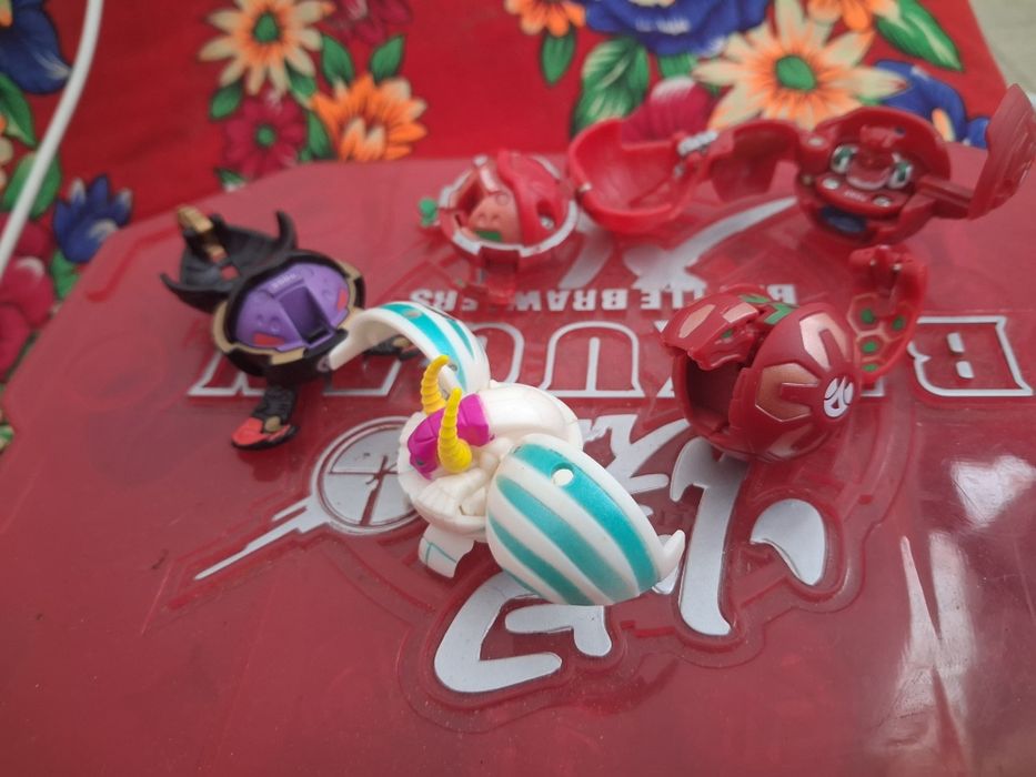 Продам бакуган 1 сезон