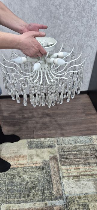 Люстры навесные б/у