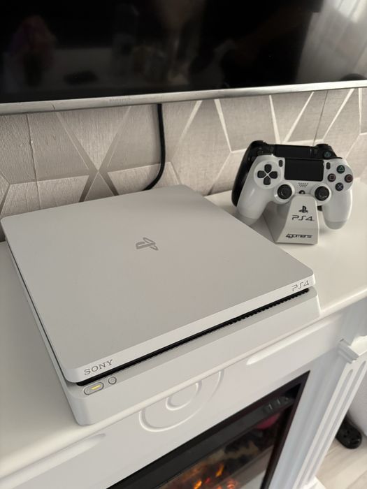 Playstation 4 impecabil