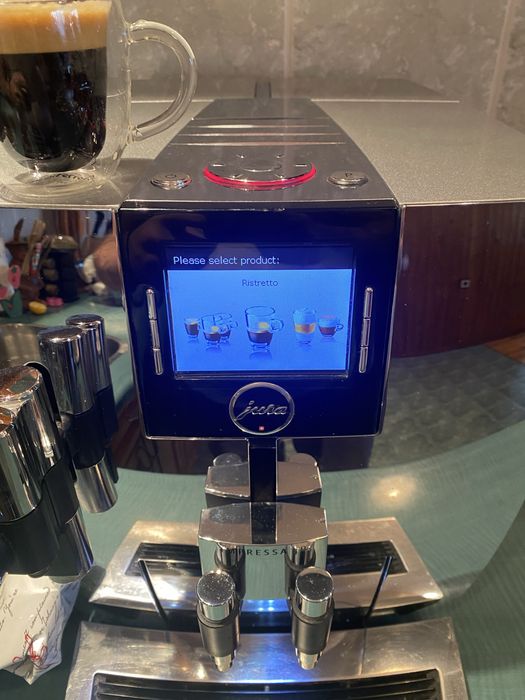 Каферобот jura impressa j9