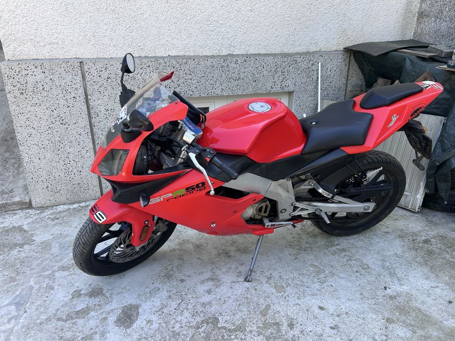 Derbi GPR 50 пистов мотор