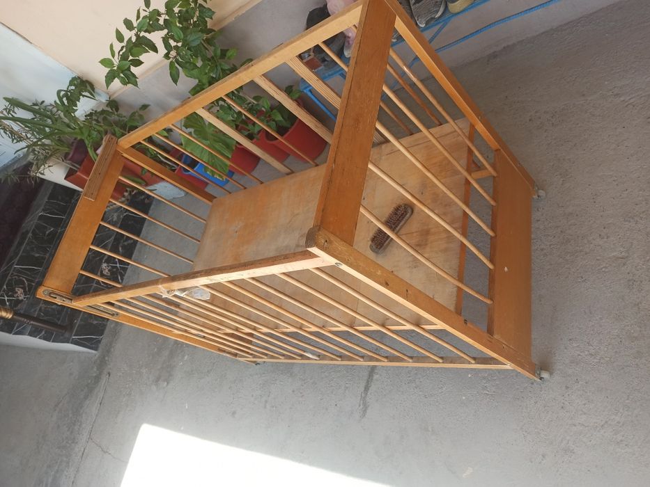 Кроватка детская