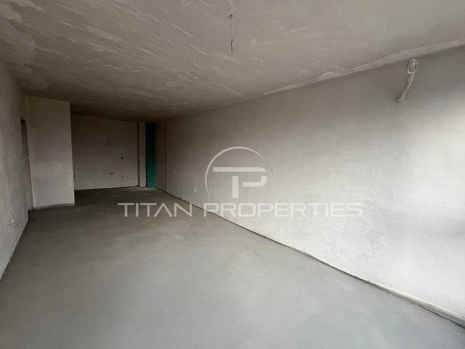 Продава се Тристаен апартамент в Пловдив, Кючук Париж - 105 кв.м за 1458 €/кв.м - Снимка #3