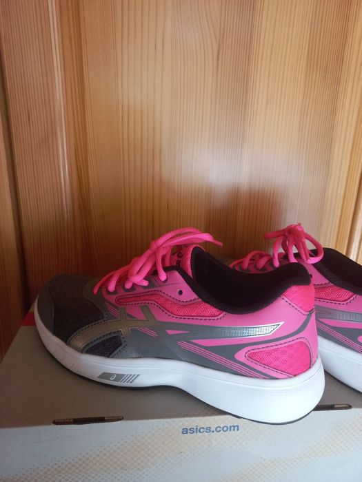 Маратонки Asics 36 номер