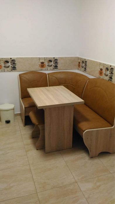 Inchiriez apartament olimp
