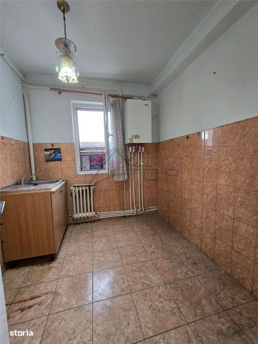 Mircea cel Batran - 2 camere decomandat, liber