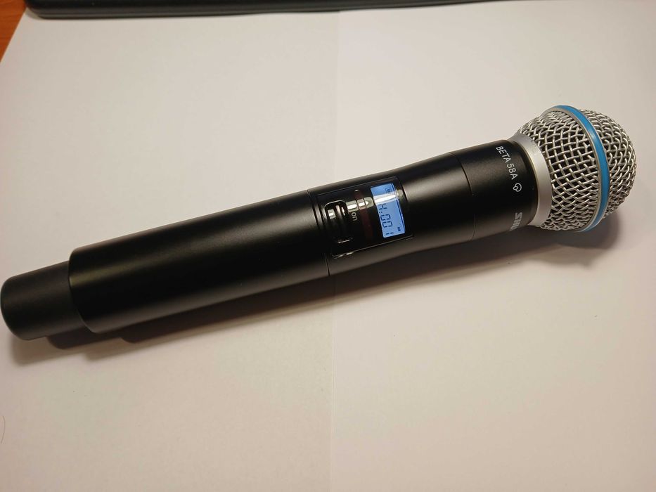 Приемник 4-канален SHURE AD4Q Axiеnt /Made in Mexico/