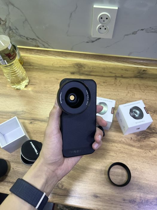 Линзы/обьектив и чехол freewell на iphone 15pro