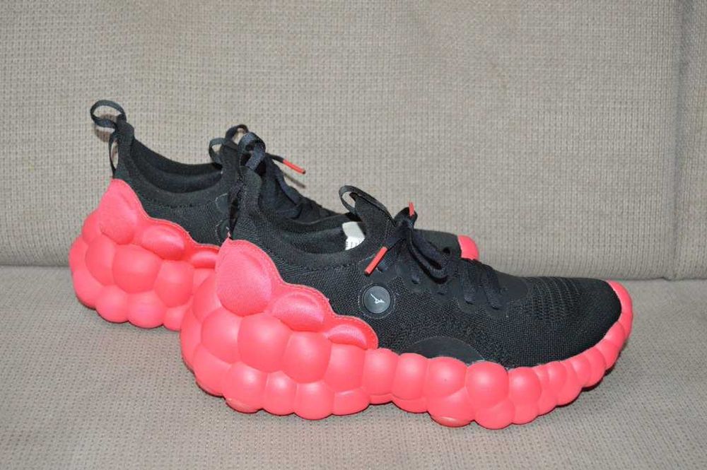 Adidasi Mizuno Enerzy Big Bubble 39 noi unisex