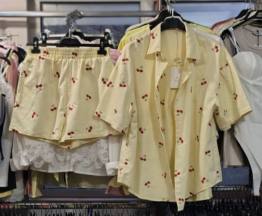 Дамски комплекти