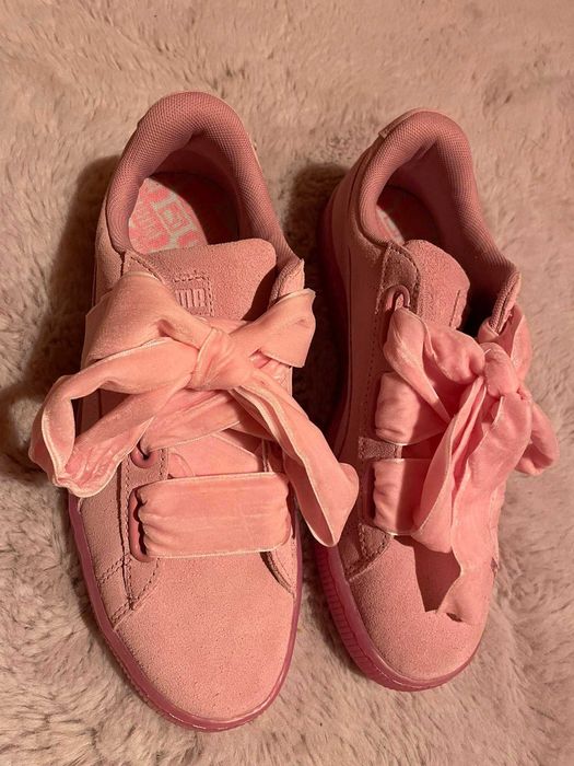 Нови оригинални обувки PUMA 39 номер